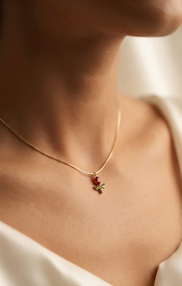 Gold_Tone_Floral_Pendant_Necklace_for_Women