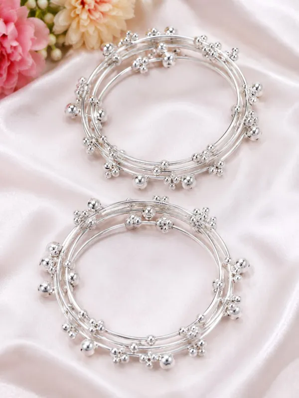 Silver_Brass_Beaded_Bangle_Set_For_Women