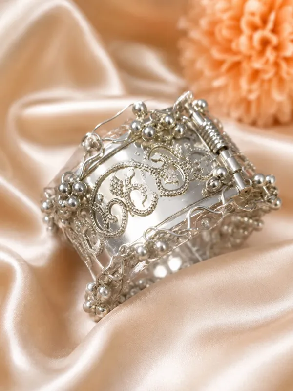 Silver_Brass_Ornate_Cuff_Bracelet_For_Women