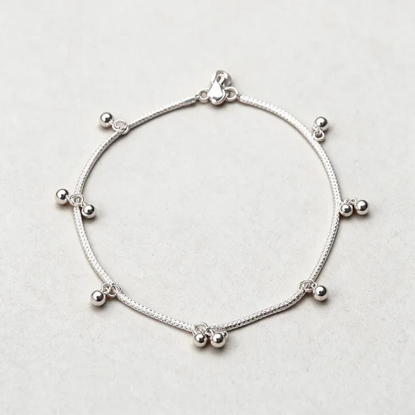 Silver_Tone_Beaded_Anklet_With_Charms_For_Women