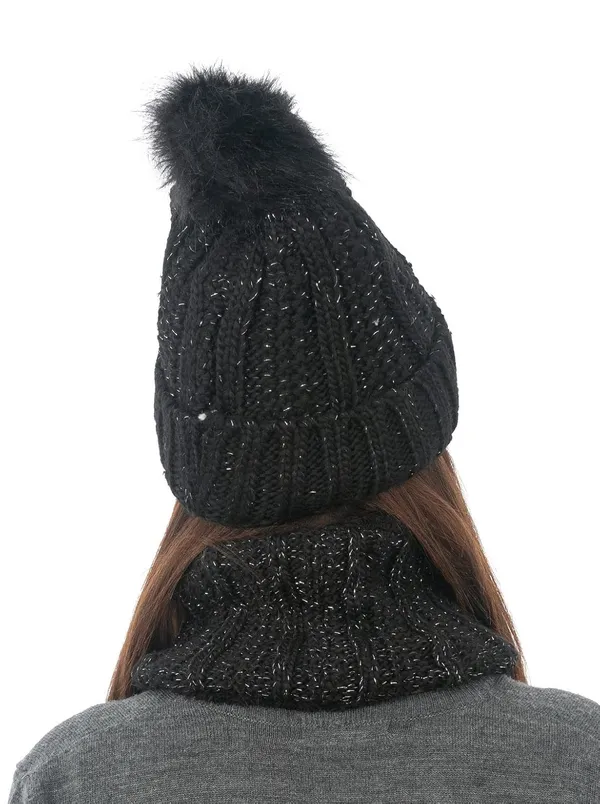 Women_S_Woolen_Cap_With_Neck_Warmer_Set