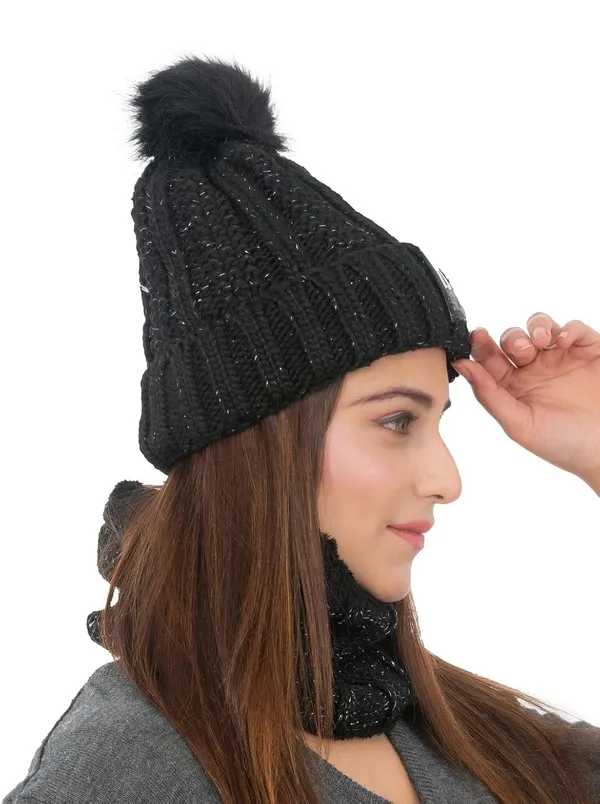 Women_S_Woolen_Cap_With_Neck_Warmer_Set