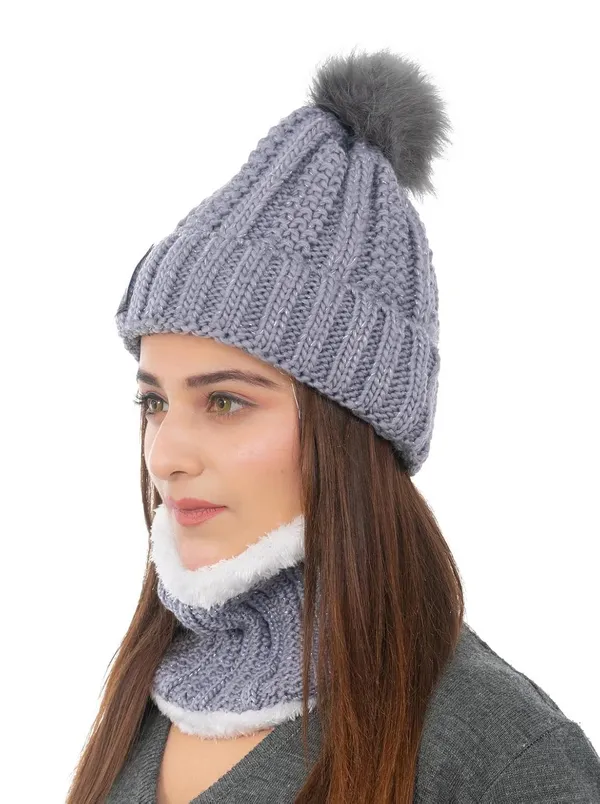 Women_S_Woolen_Cap_With_Neck_Warmer_Set