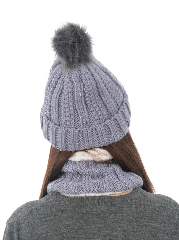Women_S_Woolen_Cap_With_Neck_Warmer_Set