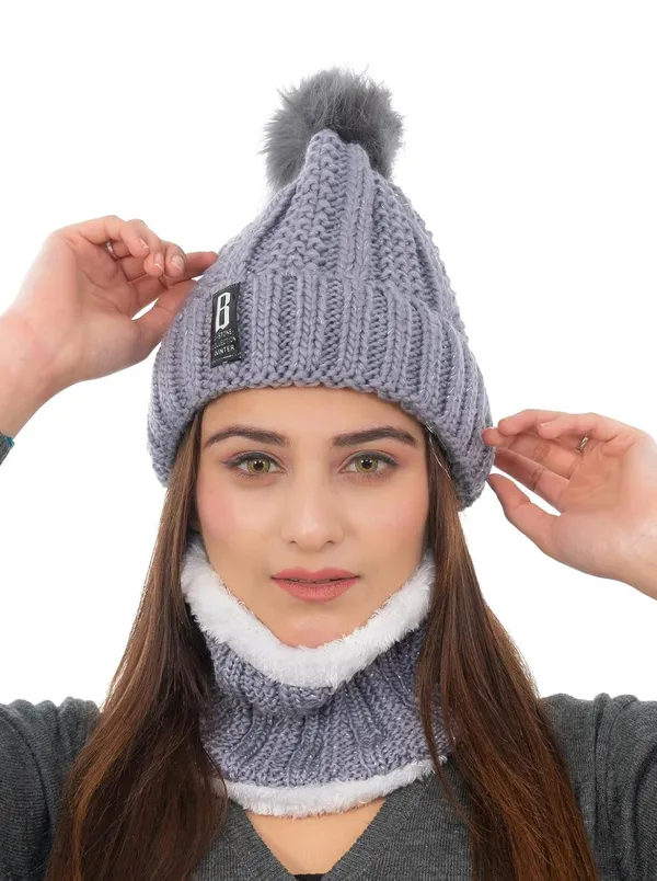 Women_S_Woolen_Cap_With_Neck_Warmer_Set