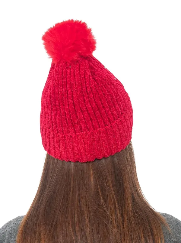 Wool_Knit_Beanie_With_Pom