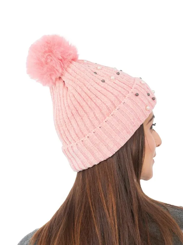 Wool_Knit_Beanie_With_Pom