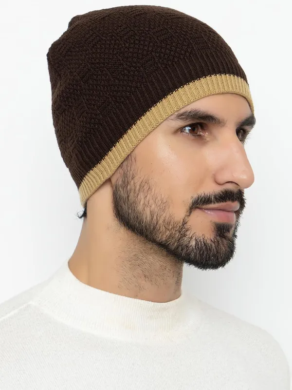 Woolen_Skull_Beanie_Cap_With_Fur_Lining