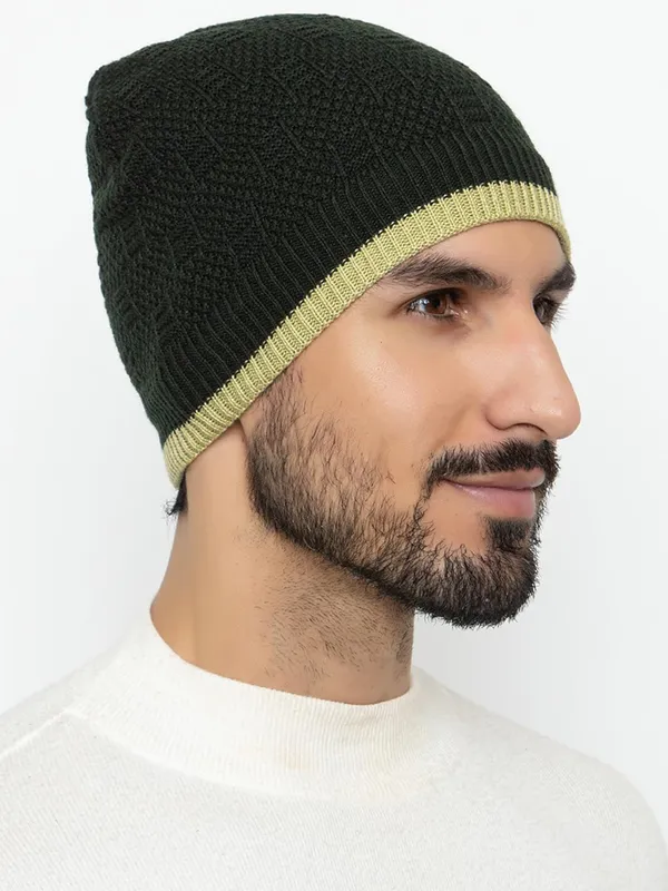 Woolen_Skull_Beanie_Cap_With_Fur_Lining