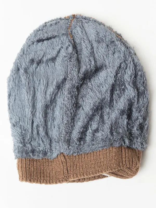 Woolen_Skull_Beanie_Cap_With_Fur_Lining