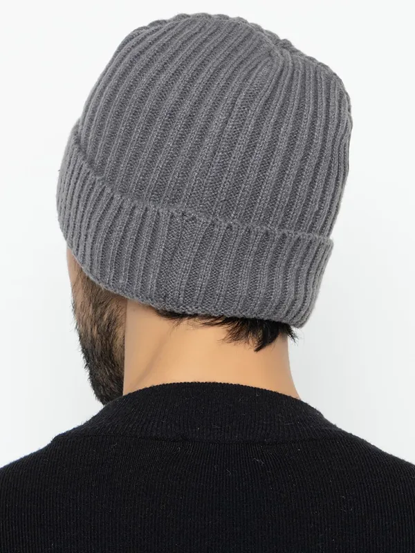 Woolen_Skull_Beanie_Cap_With_Fur_Lining