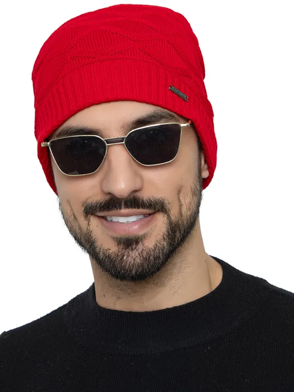 Woolen_Skull_Beanie_Cap_With_Fur_Lining