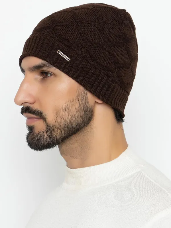Woolen_Skull_Beanie_Cap_With_Fur_Lining