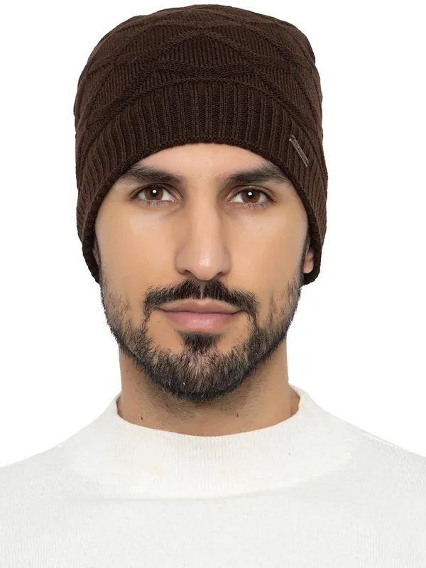 Woolen_Skull_Beanie_Cap_With_Fur_Lining