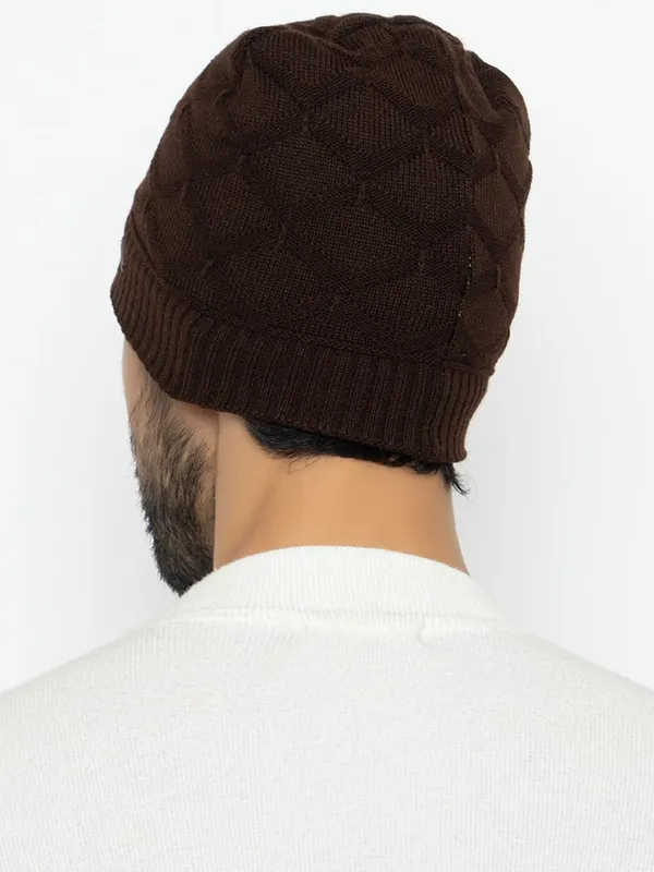 Woolen_Skull_Beanie_Cap_With_Fur_Lining