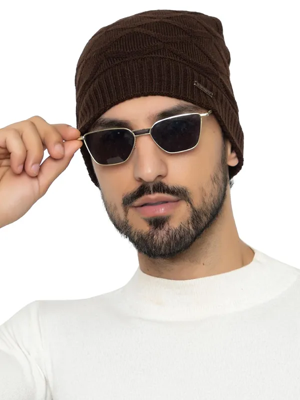 Woolen_Skull_Beanie_Cap_With_Fur_Lining