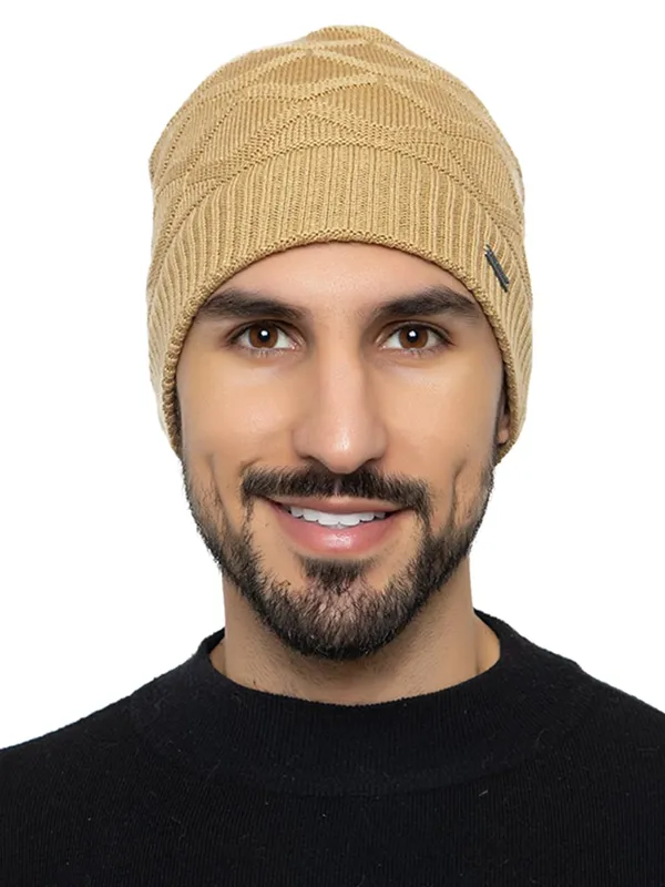 Woolen_Skull_Beanie_Cap_With_Fur_Lining