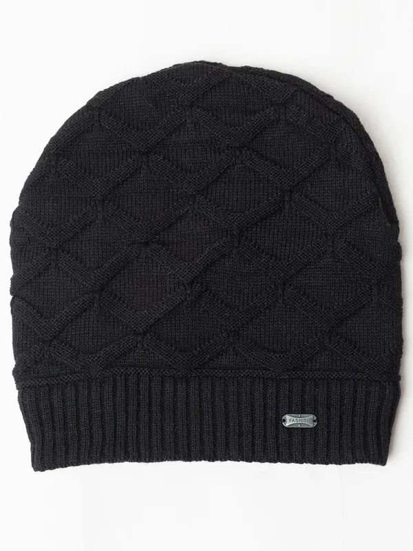 Woolen_Skull_Beanie_Cap_With_Fur_Lining