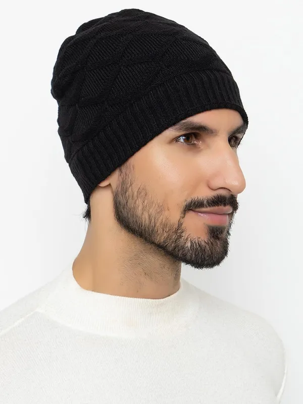 Woolen_Skull_Beanie_Cap_With_Fur_Lining