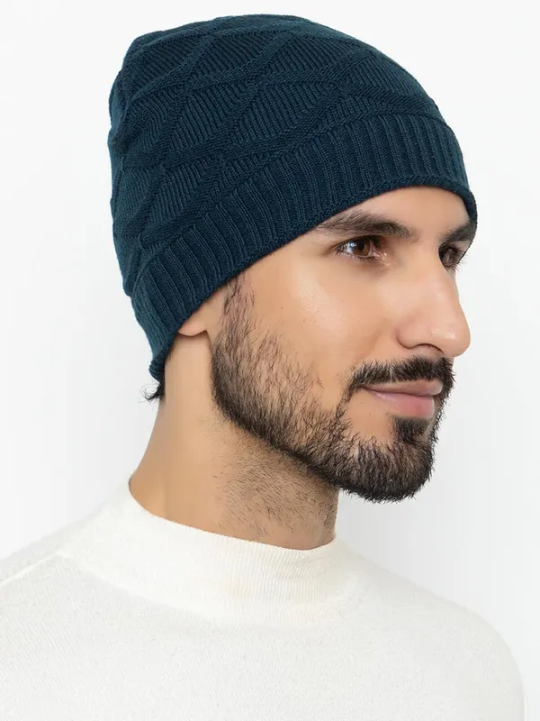 Woolen_Skull_Beanie_Cap_With_Fur_Lining