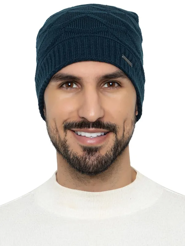 Woolen_Skull_Beanie_Cap_With_Fur_Lining