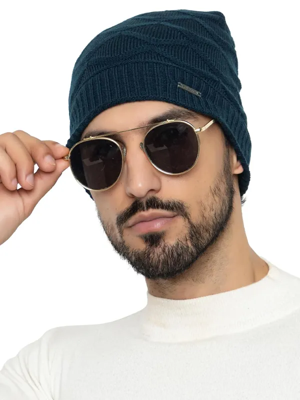Woolen_Skull_Beanie_Cap_With_Fur_Lining