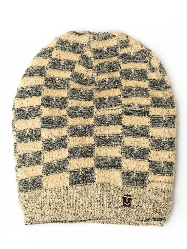Woolen_Skull_Beanie_Cap_With_Fur_Lining