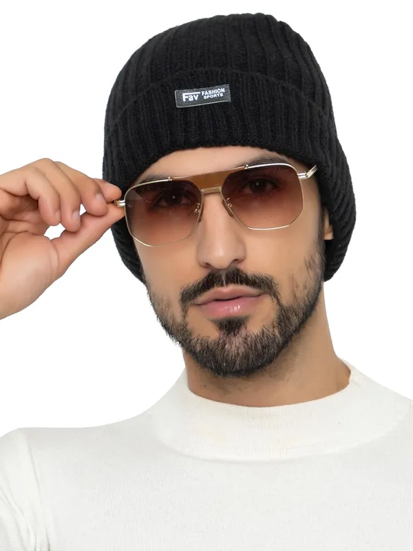 Woolen_Skull_Beanie_Cap_With_Fur_Lining
