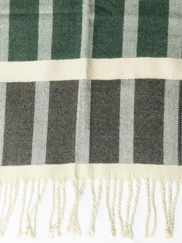 Woolen_Acrylic_Muffler