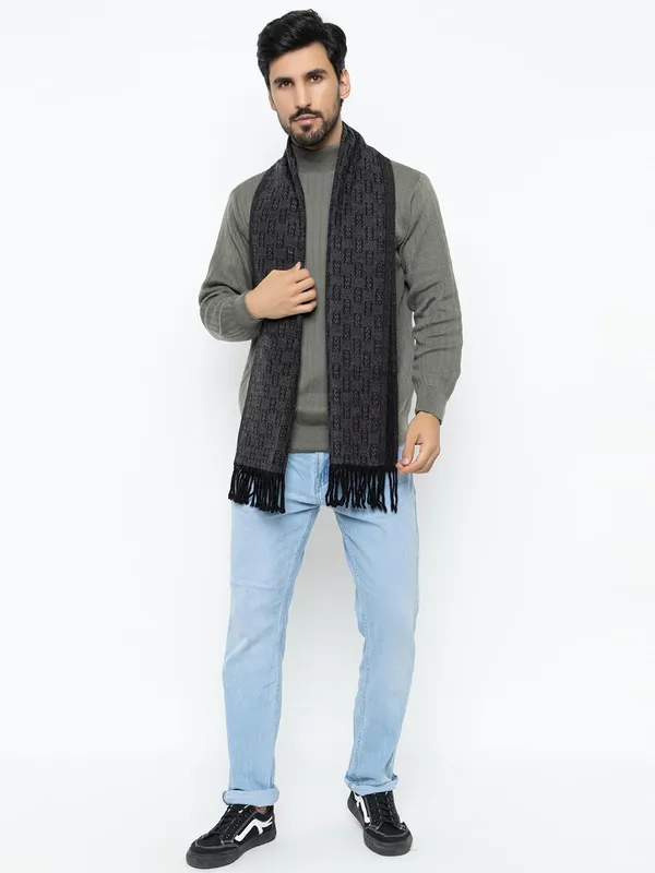 Unisex_Woolen_Acrylic_Scarf
