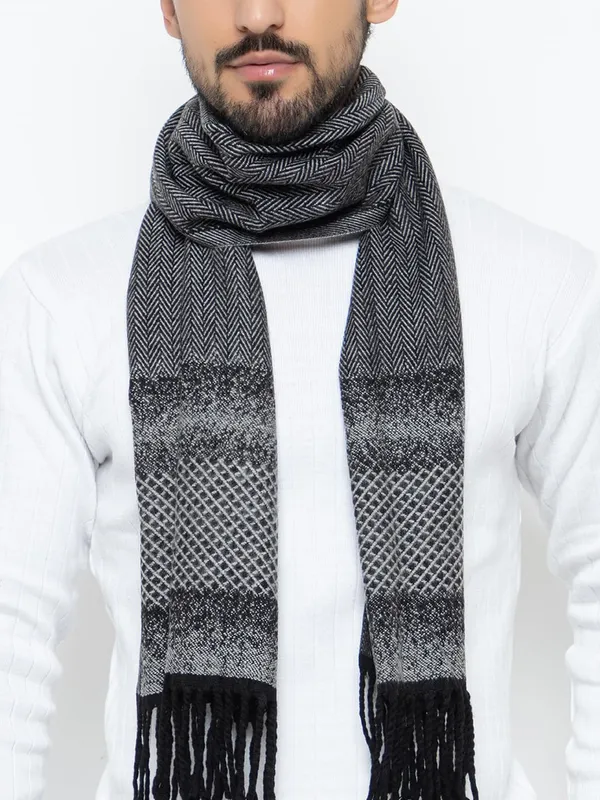 Woolen_Acrylic_Muffler