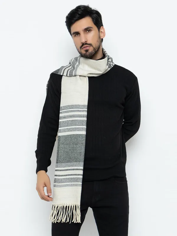 Unisex_Woolen_Acrylic_Scarf
