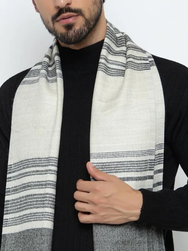 Unisex_Woolen_Acrylic_Scarf