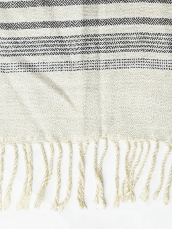 Unisex_Woolen_Acrylic_Scarf