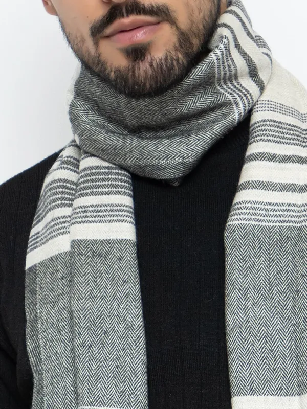 Unisex_Woolen_Acrylic_Scarf