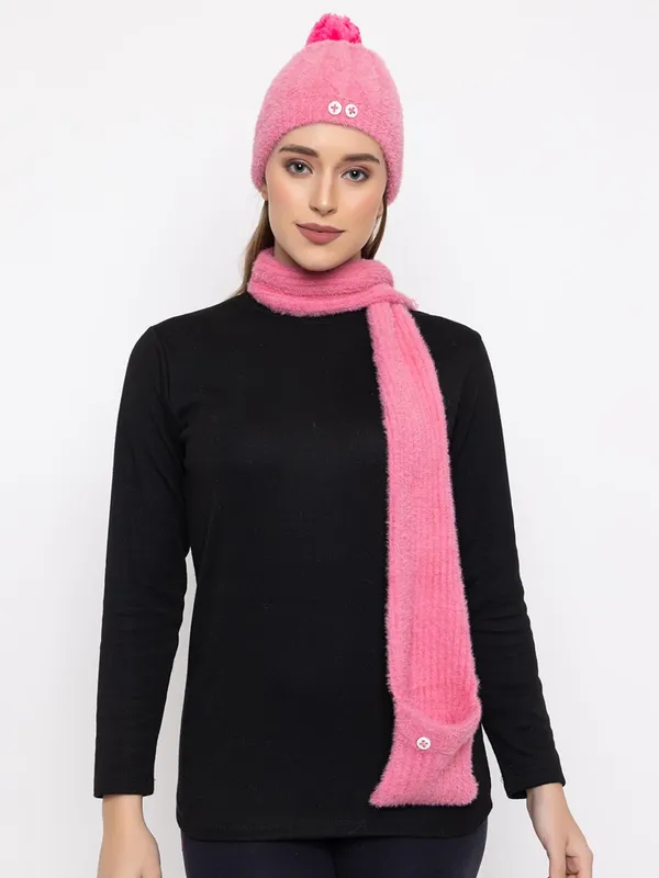 Women_Woolen_Cap_And_Muffler_Set