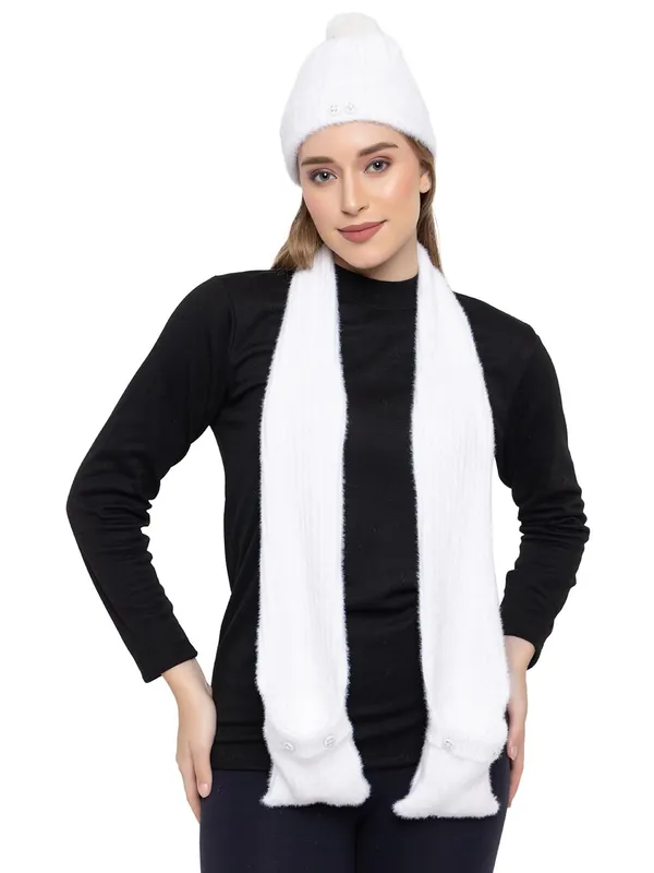 Women_Woolen_Cap_And_Muffler_Set