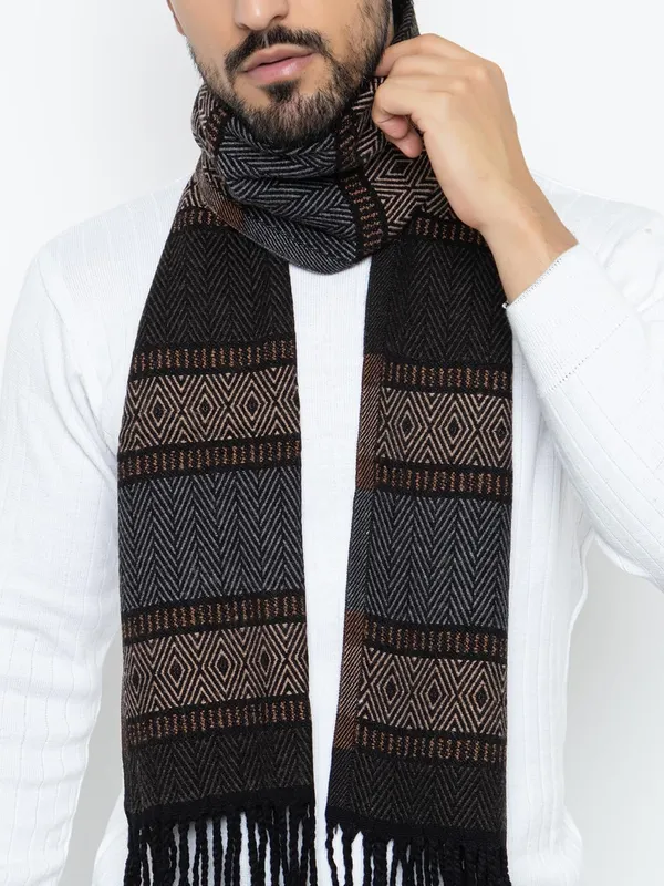 Unisex_Woolen_Acrylic_Scarf