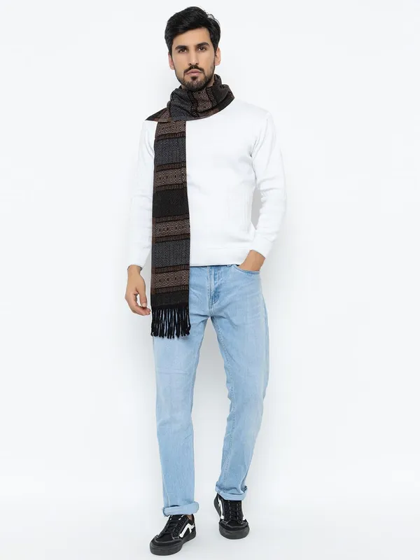 Woolen_Acrylic_Muffler