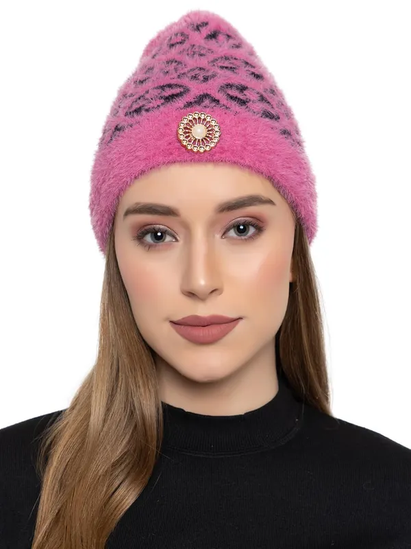 Women_Woolen_Beanie_Cap_With_Fur_Lining