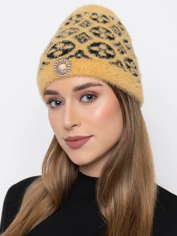 Women_Woolen_Skull_Beanie_Cap_With_Fur_Lining