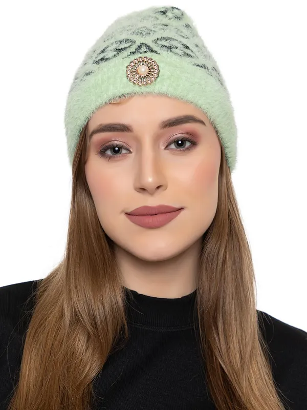 Women_Woolen_Skull_Beanie_Cap_With_Fur_Lining