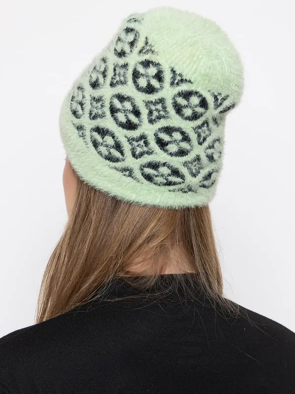 Women_Woolen_Skull_Beanie_Cap_With_Fur_Lining