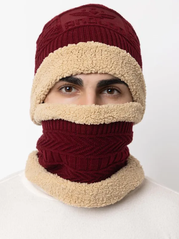 Knit_Beanie_And_Neck_Warmer_Set_With_Fur_Lining