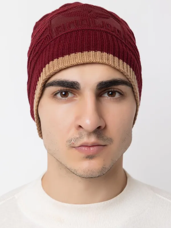 Woolen_Beanie_With_Faux_Fur