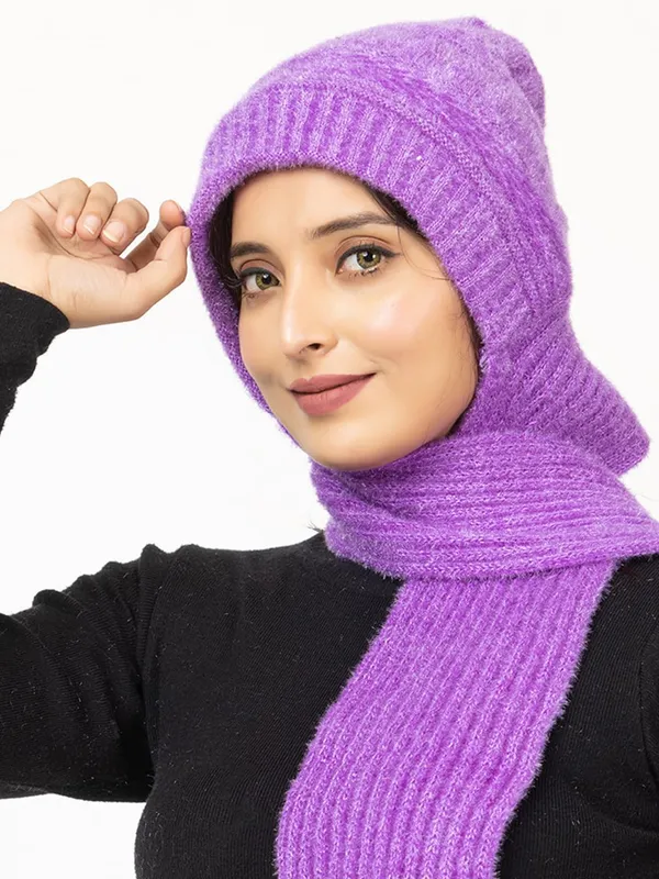 Women_Woolen_Muffler_Cap_With_Attached_Scarf