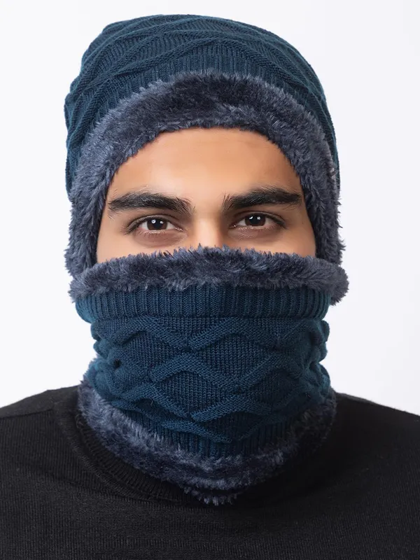 Unisex_Winter_Beanie_And_Neck_Warmer_Set_With_Fur_Lining
