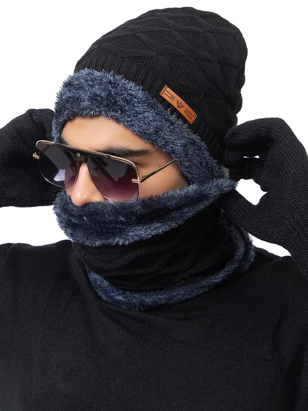 Beanie_And_Neck_Warmer_Set_With_Gloves