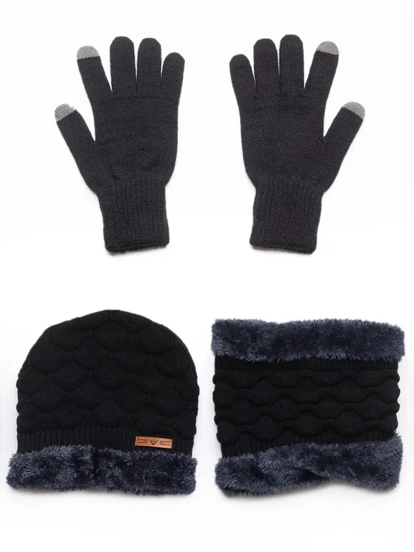 Beanie_And_Neck_Warmer_Set_With_Gloves
