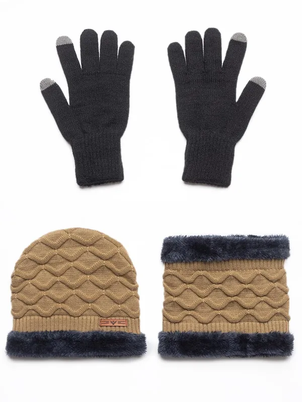 Beanie_And_Neck_Warmer_Set_With_Fur_Lining